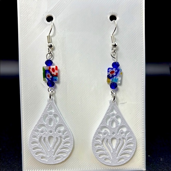 Silver and Blue Dangle Earrings with Teardrop Design - Picture 5 of 6